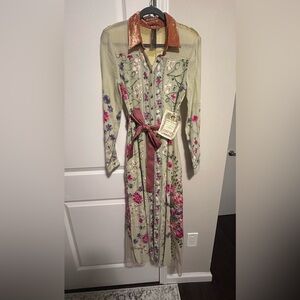 BNWT Aratta Floral Embroidered Maxi Dress Size S/M